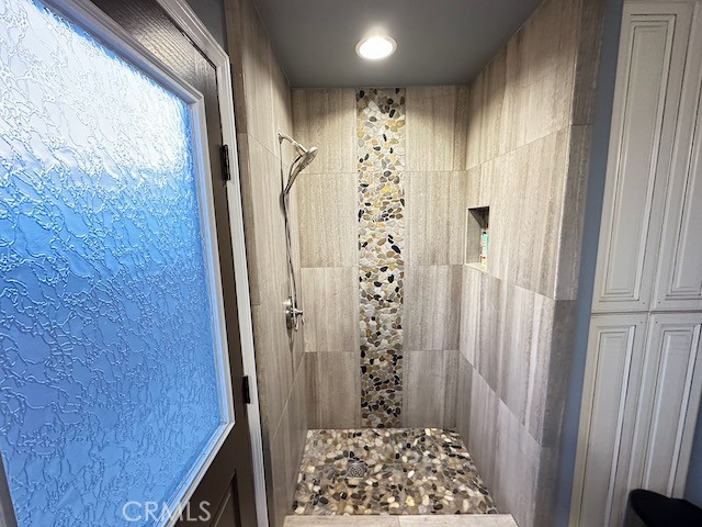 Outdoor Full Bathroom