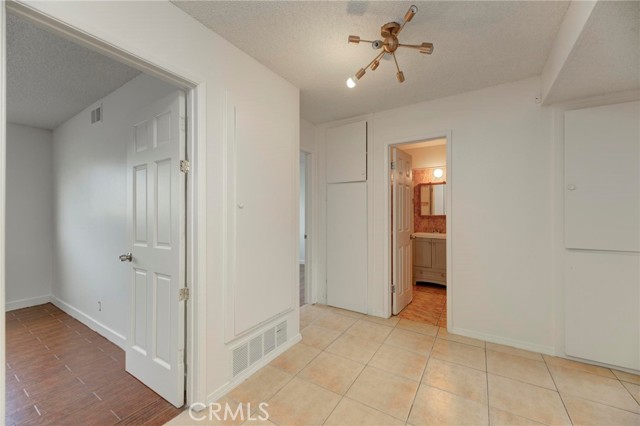 Detail Gallery Image 10 of 23 For 3 Cactus Ln, Carson,  CA 90745 - 4 Beds | 2 Baths