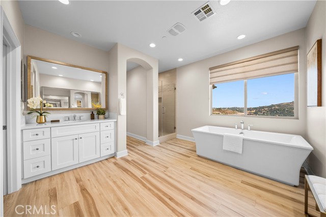 16389 Viewcrest Road, Chino Hills CA: https://media.crmls.org/medias/3c28c365-942f-4a67-af84-d2417479e8ac.jpg