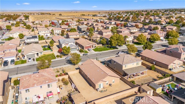 1810 E Jenner Street, Lancaster CA: https://media.crmls.org/medias/3c29b24f-0826-4ca4-a5a2-f26d73ac7f69.jpg