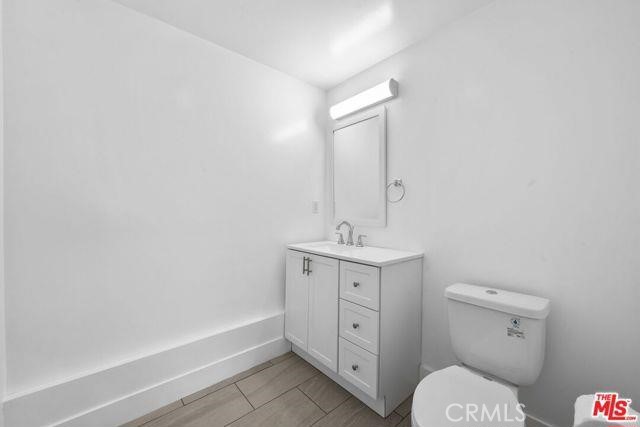 https://media.crmls.org/medias/3c2a0290-bd0c-4ba0-a3b3-51de5bf23887.jpg?preset=X-Large