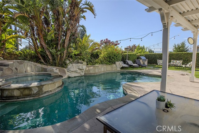721 Cinnabar Place, Simi Valley CA: https://media.crmls.org/medias/3c2a4301-0414-4144-93f0-097b16ae21ce.jpg