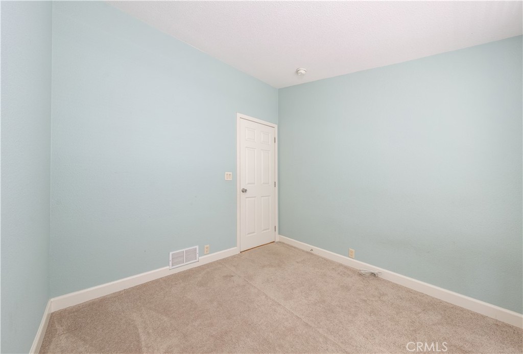 MLS #OC25219351 image #21