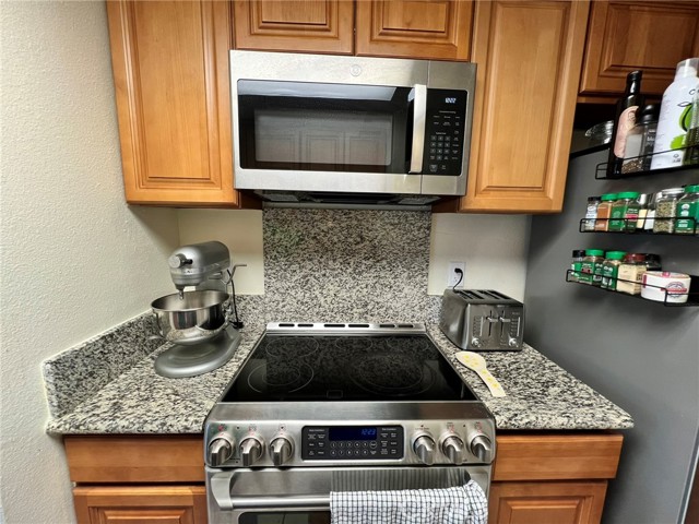 Detail Gallery Image 9 of 28 For 3036 Knollwood Ave, La Verne,  CA 91750 - 2 Beds | 1 Baths