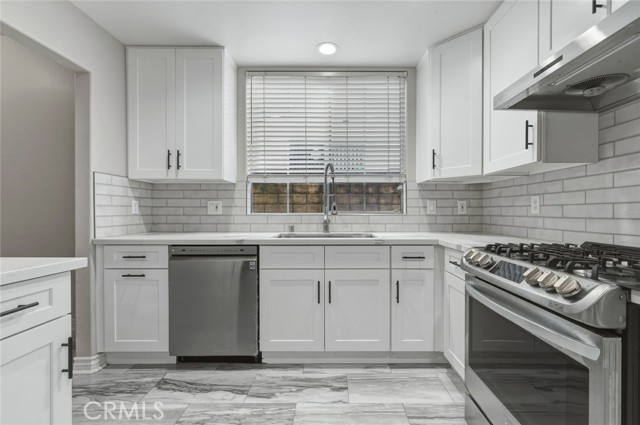 Detail Gallery Image 6 of 31 For 818 S 2nd Ave #B,  Arcadia,  CA 91006 - 3 Beds | 3 Baths