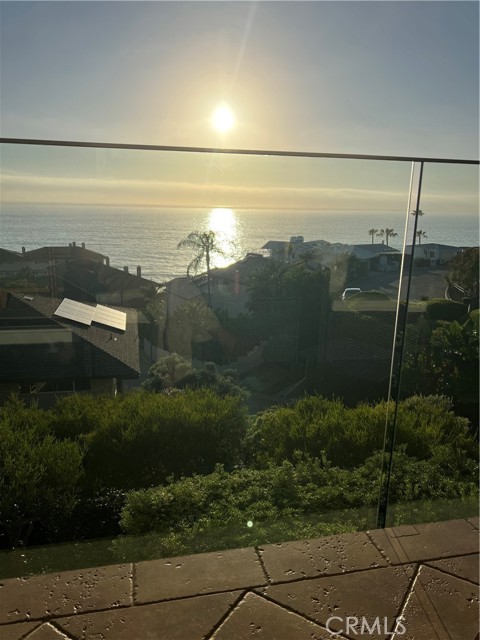 Detail Gallery Image 6 of 49 For 34 Blue Lagoon, Laguna Beach,  CA 92651 - 3 Beds | 3 Baths