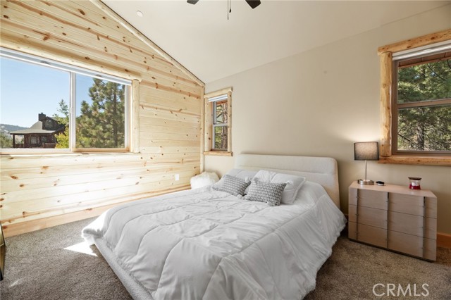 Detail Gallery Image 33 of 46 For 195 Teakwood Dr, Big Bear Lake,  CA 92315 - 4 Beds | 3/1 Baths