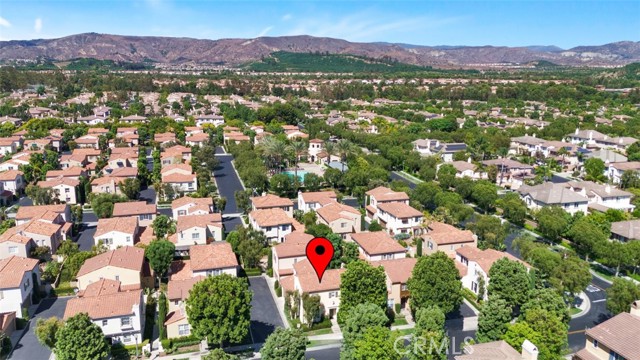 45 Modesto, Irvine CA: https://media.crmls.org/medias/3c2bca38-3b73-42b0-9d92-a4fb02f56d49.jpg
