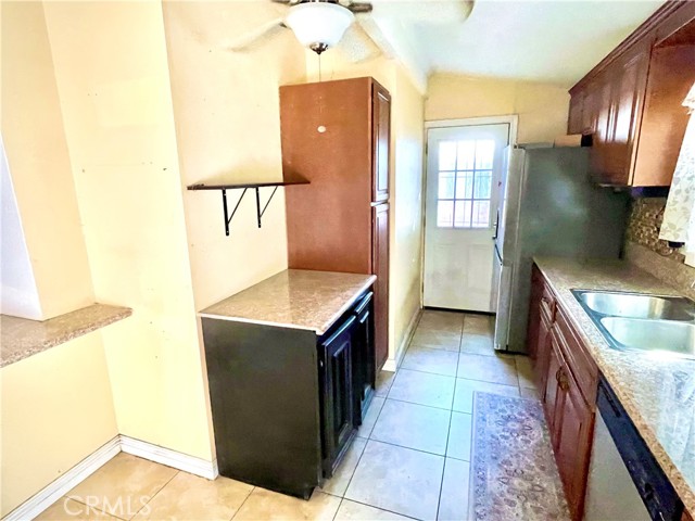 Detail Gallery Image 6 of 48 For 17141 E Tudor, Covina,  CA 91722 - 4 Beds | 2 Baths