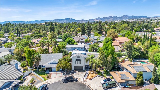 Detail Gallery Image 31 of 32 For 19267 Celtic St, Porter Ranch,  CA 91326 - 5 Beds | 5 Baths