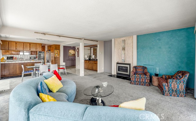 711 W 33rd Street, San Pedro CA: https://media.crmls.org/medias/3c2cad1d-687b-4d18-bb26-dc3d872e1e54.jpg