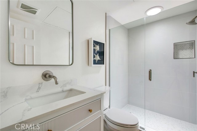 621 Lido Park Drive, Newport Beach CA: https://media.crmls.org/medias/3c2cf927-37b3-49d3-9ed4-bff4540b0f7d.jpg