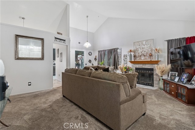 2641 Peaceful Way, Lancaster, CA 93535 photo 5
