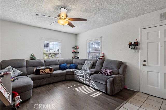 Detail Gallery Image 10 of 22 For 14524 S Cookacre, Compton,  CA 90221 - 2 Beds | 1 Baths