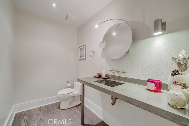 Detail Gallery Image 14 of 31 For 6049 Rustling Oaks Dr, Agoura Hills,  CA 91301 - 4 Beds | 3/1 Baths