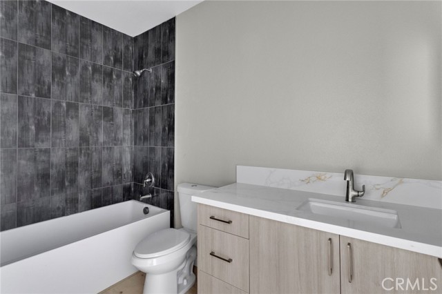 Detail Gallery Image 34 of 43 For 15179 Olive St, Hesperia,  CA 92345 - 4 Beds | 3 Baths