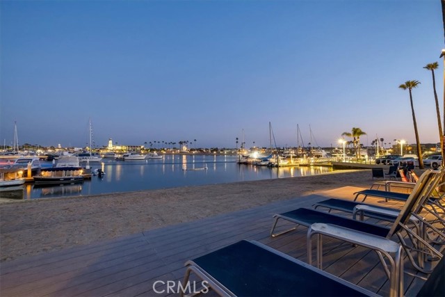 45 Drake Street, Newport Beach CA: https://media.crmls.org/medias/3c2ea31d-c846-4b42-bdde-de3c446ee9e5.jpg