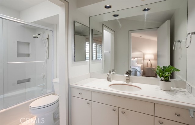 Detail Gallery Image 56 of 60 For 1535 Dolphin Terrace, Corona Del Mar,  CA 92625 - 3 Beds | 3/1 Baths
