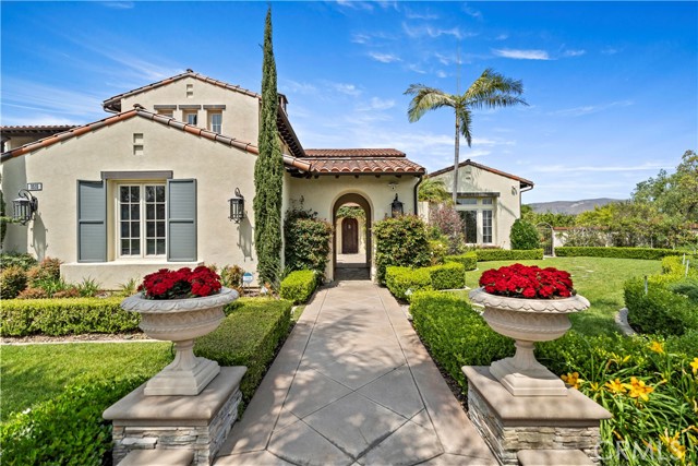 2535 Bronzewood Drive, Tustin CA: https://media.crmls.org/medias/3c308090-2768-4ef7-8b6b-fc00064f5508.jpg