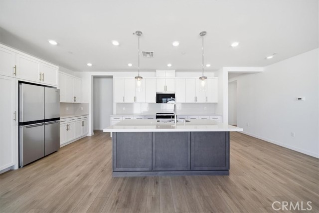 Detail Gallery Image 13 of 44 For 3211 E Avenue J-4, Lancaster,  CA 93535 - 3 Beds | 2 Baths