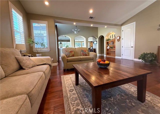 Detail Gallery Image 8 of 45 For 757 Onstott Rd, Lompoc,  CA 93436 - 4 Beds | 3 Baths