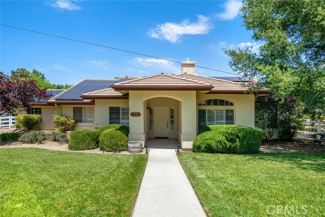 1730 Sandalwood Lane, Templeton CA: https://media.crmls.org/medias/3c321c5d-369e-4bd6-aa2e-915fcd457a37.jpg