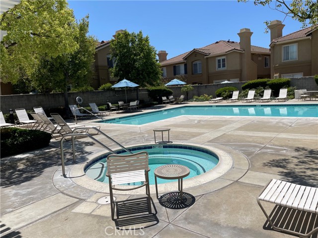 2825 N Chevington Court, Orange CA: https://media.crmls.org/medias/3c3265ce-8171-42ca-b587-d3485c75dc06.jpg