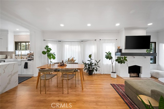 Detail Gallery Image 3 of 25 For 1350 Carlton, Glendale,  CA 91205 - 3 Beds | 2 Baths