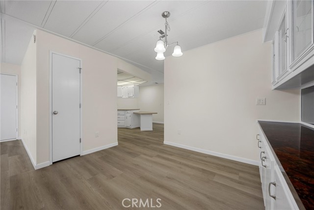 Detail Gallery Image 13 of 28 For 53 Cedarwood Ln, Bakersfield,  CA 93308 - 2 Beds | 1 Baths