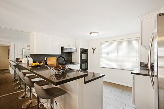 4405 W Sarah Street, Burbank CA: https://media.crmls.org/medias/3c33148e-66d4-4b2d-bba0-e734a91660b7.jpg