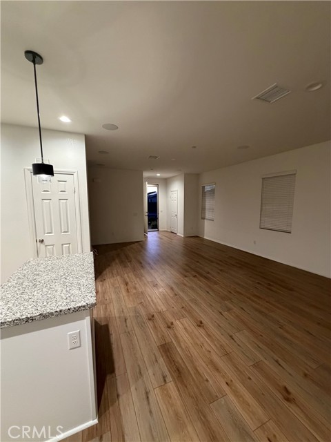 Detail Gallery Image 5 of 13 For 11415 Ferro, Victorville,  CA 92392 - 4 Beds | 2 Baths