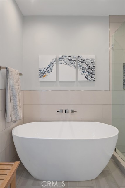 221 36th Street, Manhattan Beach, California 90266, 3 Bedrooms Bedrooms, ,3 BathroomsBathrooms,Residential,Sold,36th,SB22069794