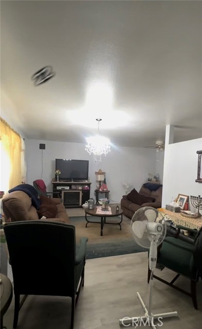 Image 1 of 11 For 913 Cherry Hills Drive