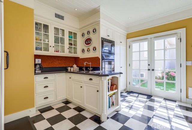 1239 S Patton Avenue, San Pedro CA: https://media.crmls.org/medias/3c36340a-8301-4788-ad8a-b9352360fbbe.jpg