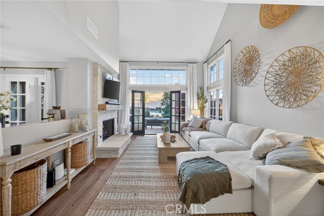 Detail Gallery Image 14 of 69 For 964 S Rim Crest, Anaheim,  CA 92807 - 2 Beds | 2/1 Baths