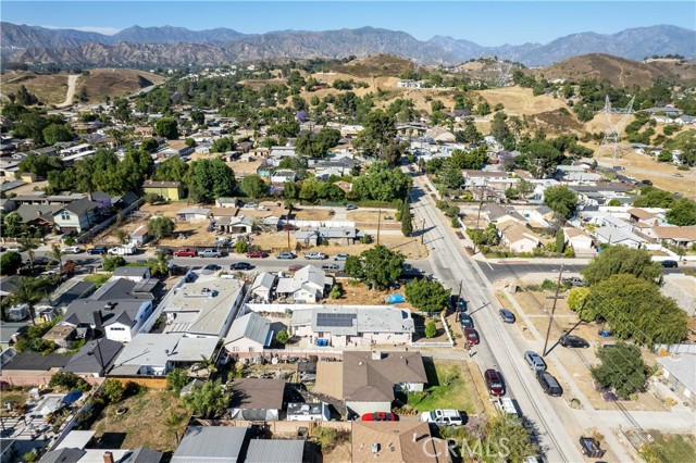 Detail Gallery Image 46 of 56 For 11203 Sheldon St, Sun Valley,  CA 91352 - 4 Beds | 2 Baths