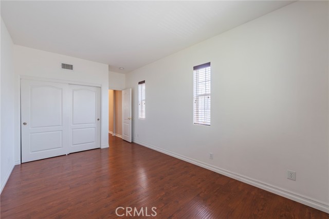 6535 Park Royal Circle, Huntington Beach CA: https://media.crmls.org/medias/3c3726b5-6d39-4c8f-80ad-7617358dfcae.jpg