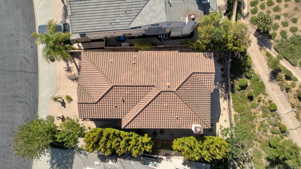 https://media.crmls.org/medias/3c37946d-68e4-4ca8-a7a0-e050840e63df.jpg?preset=X-Large