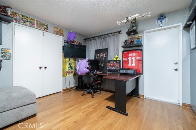 Image 15 of 44 For 22586 Main Street