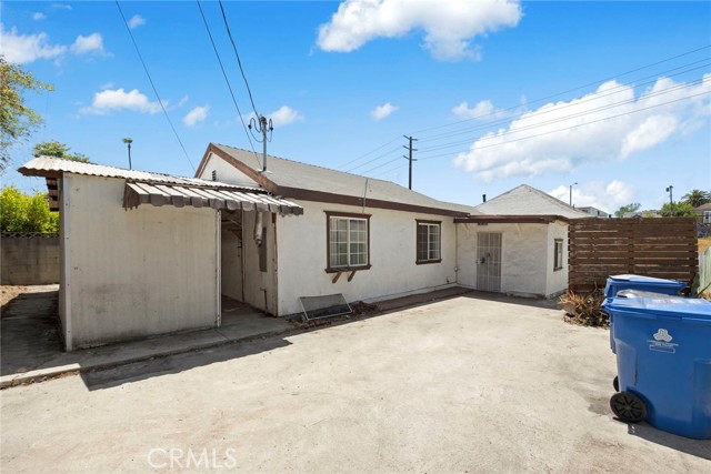 1222 N Virgil Avenue, Los Angeles CA: https://media.crmls.org/medias/3c37fa6d-a808-4056-bf35-81cd3ef07324.jpg