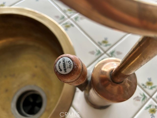 https://media.crmls.org/medias/3c38356a-2f8d-4bbb-b386-a23043d810ba.jpg?preset=X-Large
