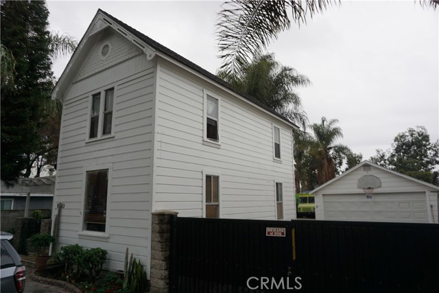 Detail Gallery Image 6 of 7 For 8110 3rd, Downey,  CA 90241 - 4 Beds | 2 Baths