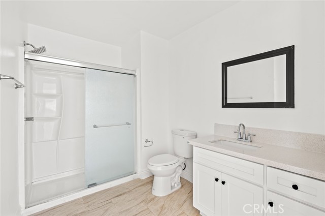 939 E 97th Street, Los Angeles CA: https://media.crmls.org/medias/3c384aae-7857-4b7c-ad6e-e2c2ae3abbcf.jpg