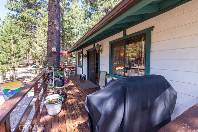 Detail Gallery Image 15 of 30 For 1971 Fern Ln, Big Bear City,  CA 92314 - 3 Beds | 1/1 Baths