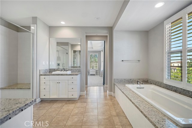 Detail Gallery Image 45 of 61 For 121 Paxton, Irvine,  CA 92620 - 4 Beds | 4/1 Baths