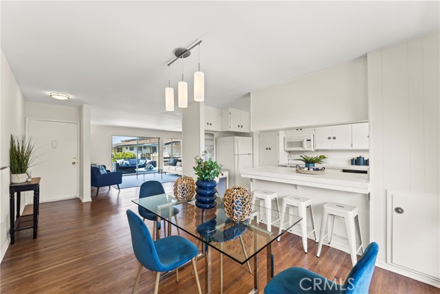 3205 Merrill, Torrance CA: https://media.crmls.org/medias/3c38b67d-3edf-42d2-86c9-33fb9bf6098b.jpg