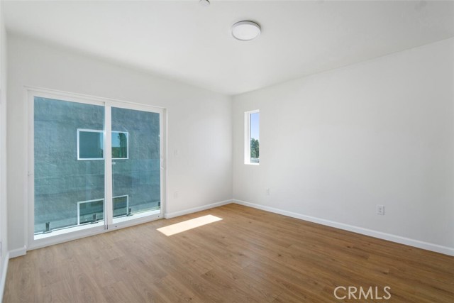 2636 Virginia Road, Los Angeles CA: https://media.crmls.org/medias/3c38de76-9949-475e-97d6-a944681cfb3d.jpg