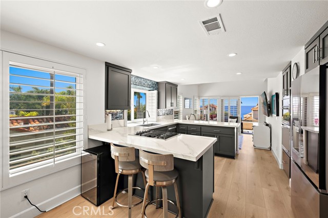 Detail Gallery Image 2 of 24 For 67 Marseille, Laguna Niguel,  CA 92677 - 3 Beds | 2/1 Baths