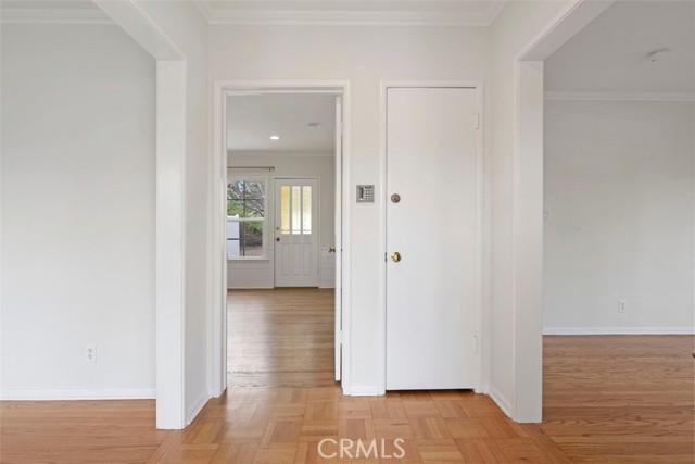 Detail Gallery Image 15 of 19 For 6959 Chisholm Ave, Van Nuys,  CA 91406 - 3 Beds | 2 Baths