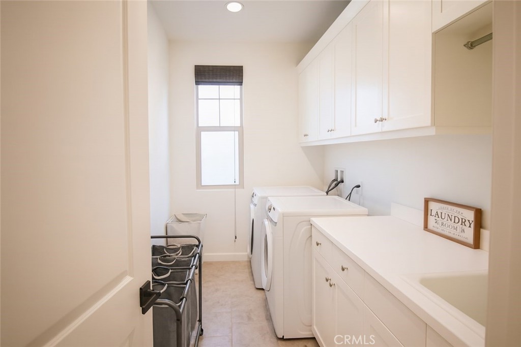 MLS #OC25263372 image #17